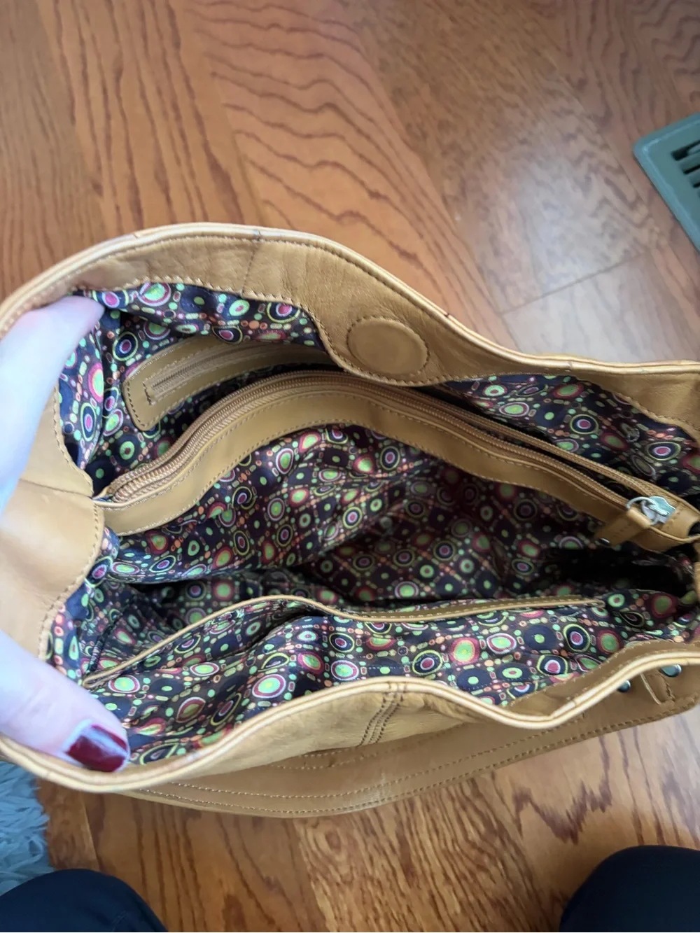 Stylish Shoulder Hobo Bag in Tan
